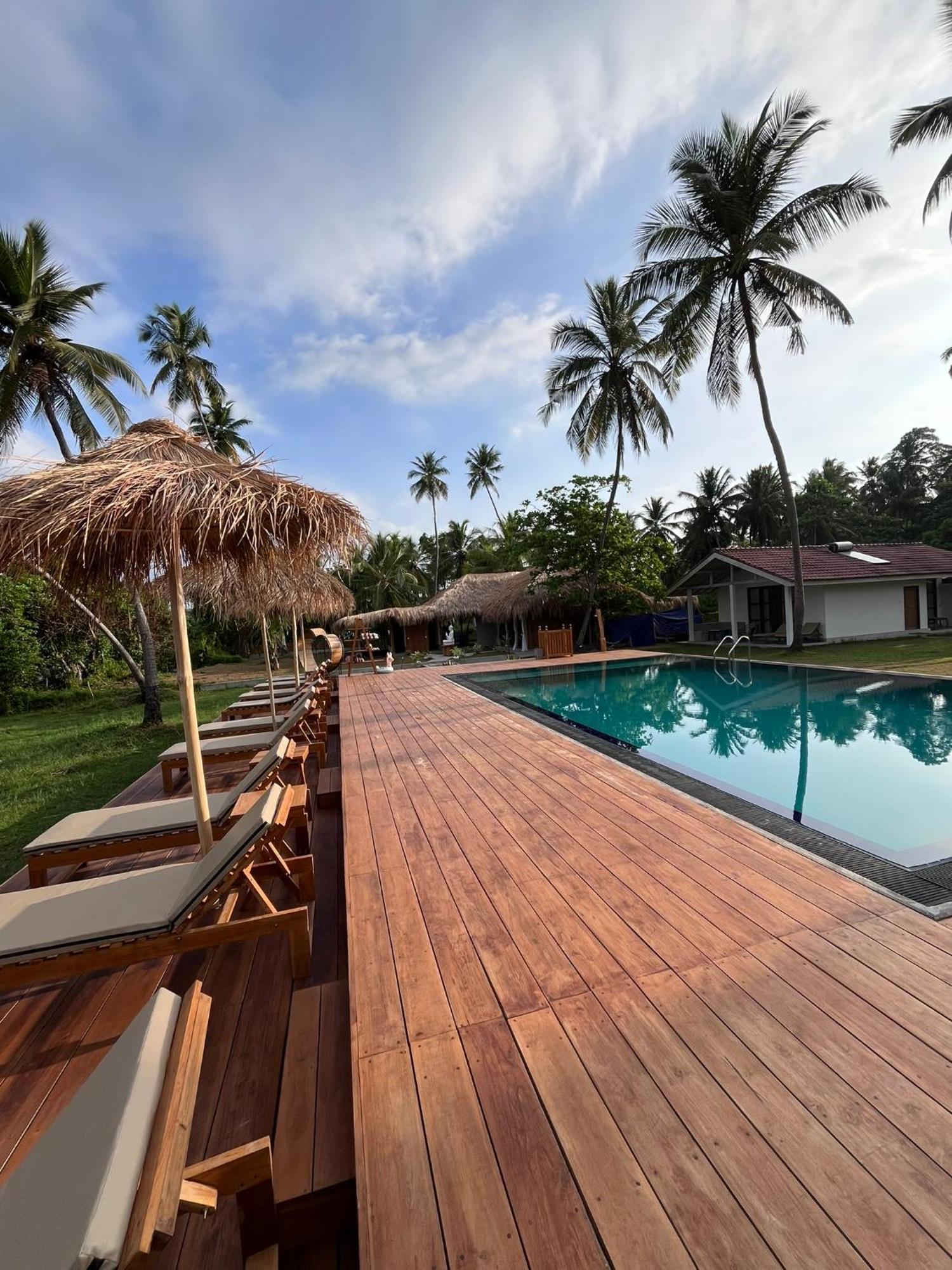 Simply Peace Hotel Tangalle Exterior photo